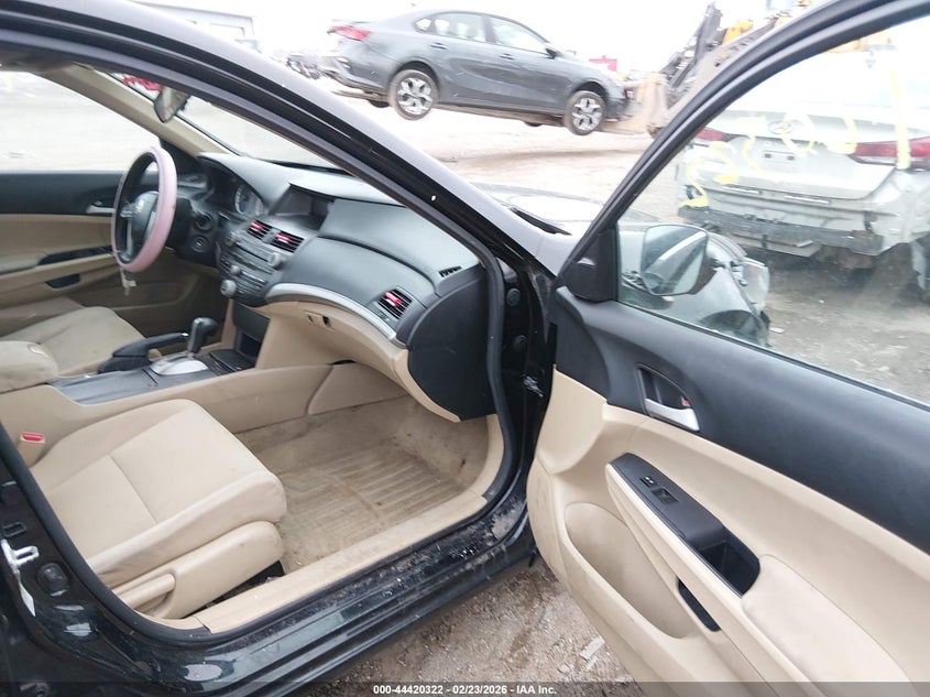 2012 Honda Accord 2.4 2.4 Lx black Lot 111044420322 Vin 1HGCP2F33CA002041