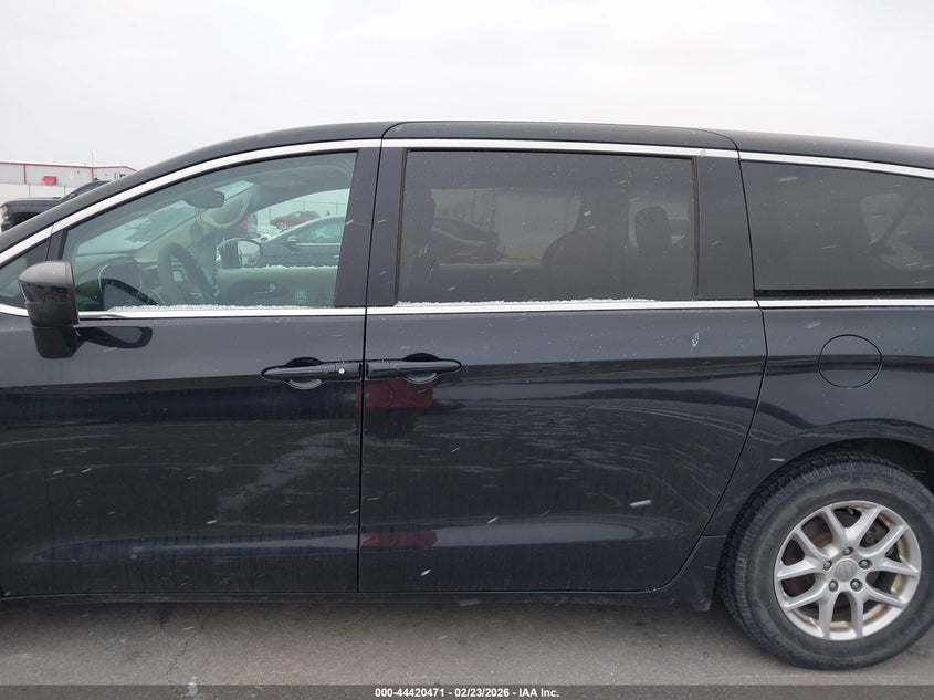 CHRYSLER PACIFICA - zdjęcie 14