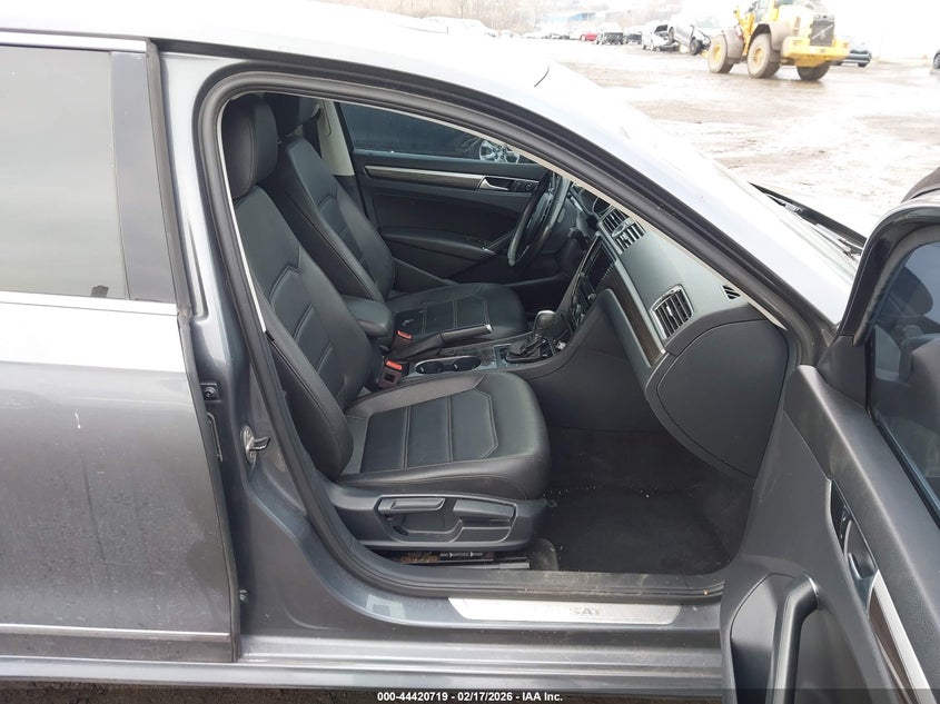 2017 Volkswagen Passat 1.8T Se