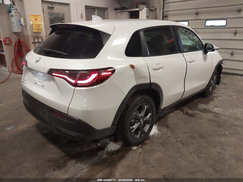 2026 HONDA HR-V 2.0L I-4 DI, DOHC, V(VIN: 3CZRZ2H32TM722041