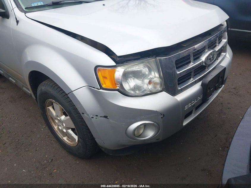 2012 Ford Escape 2.5 Xlt silver Lot 111044420885 Vin 1FMCU9D75CKB44662