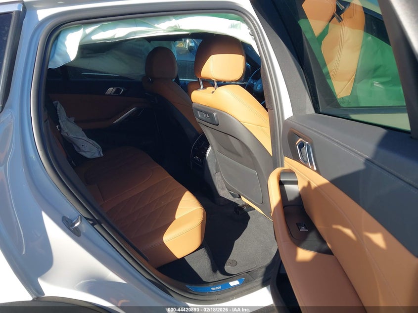 2023 BMW X6 3.0L I-6 DI, DOHC, V(VIN: 5UXCY6C03P9N74374