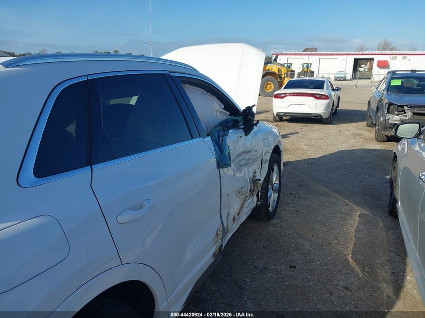 2021 AUDI Q3 2.0L I-4 DI, DOHC, V(VIN: WA1DECF31M1030978