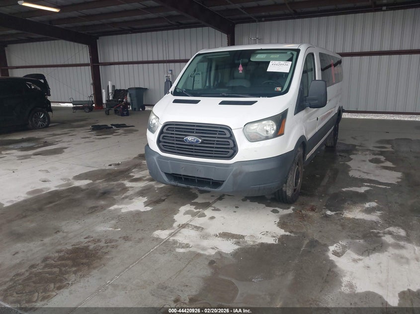 2015 Ford Transit-350 Xl