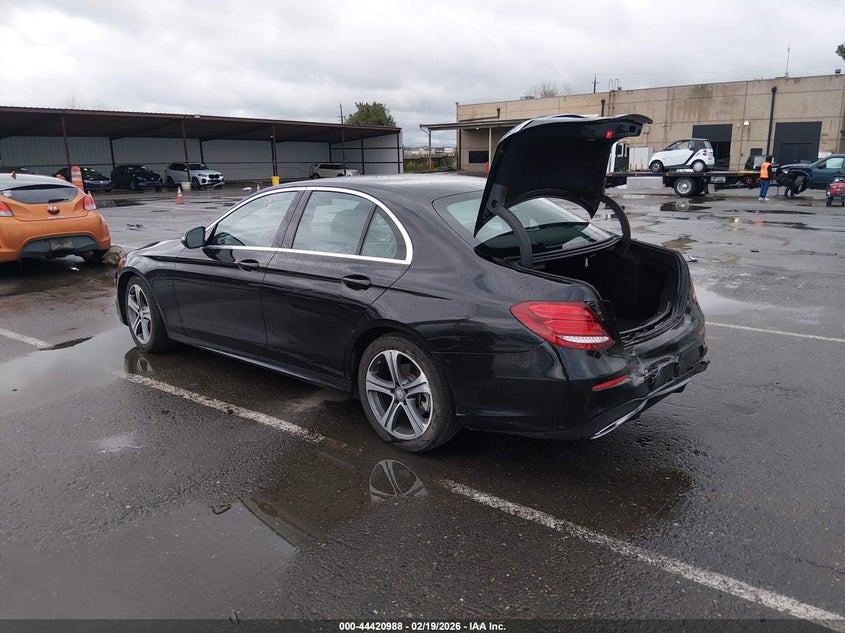 2017 Mercedes-Benz E 300 4Matic