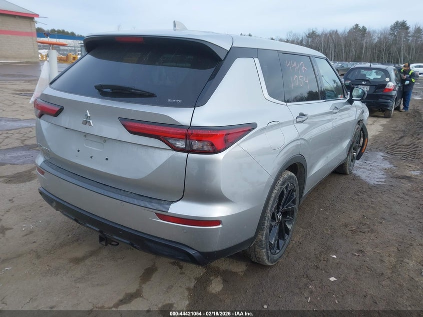 2022 Mitsubishi Outlander Black Edition S-Awc
