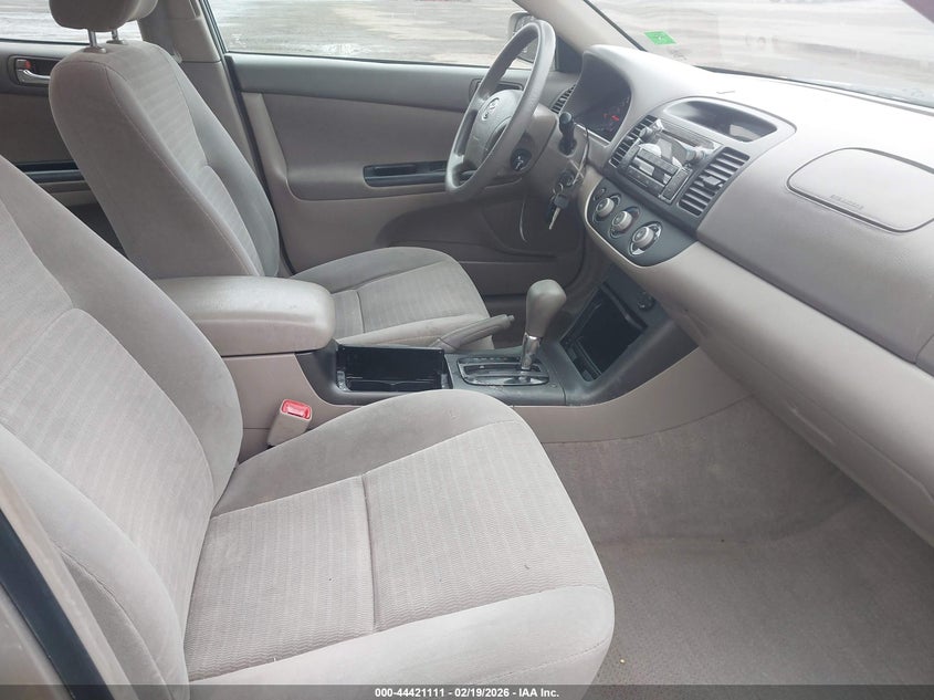 2005 Toyota Camry Le