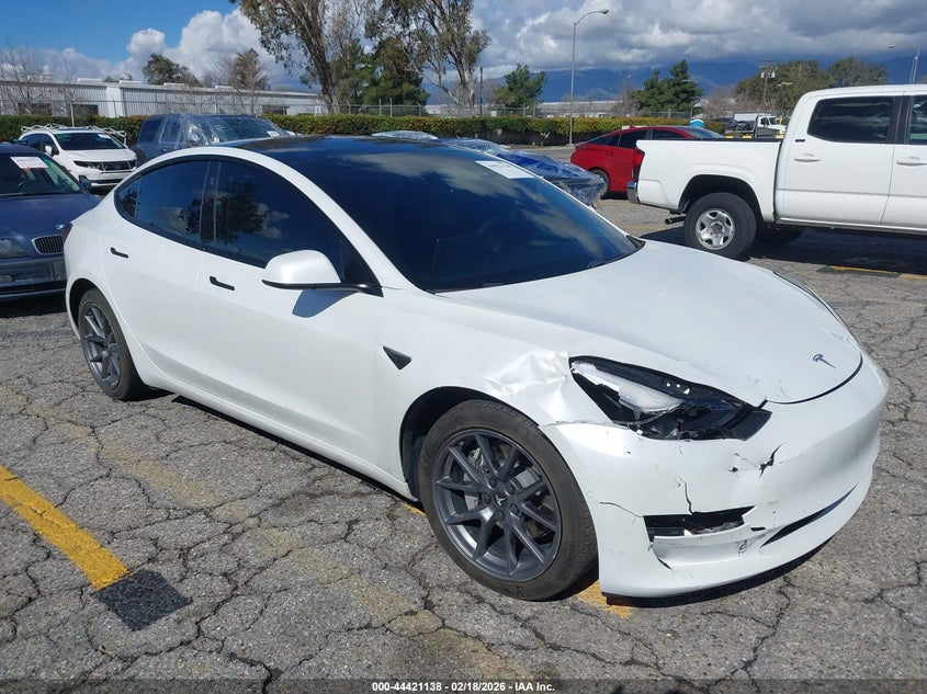 2021 Tesla Model 3 Standard Range Plus Rear-Wheel Drive