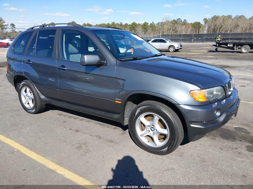 2003 BMW X5 3.0I