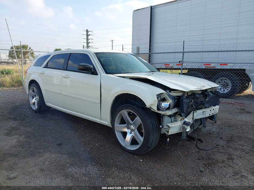 2005 Dodge Magnum Sxt
