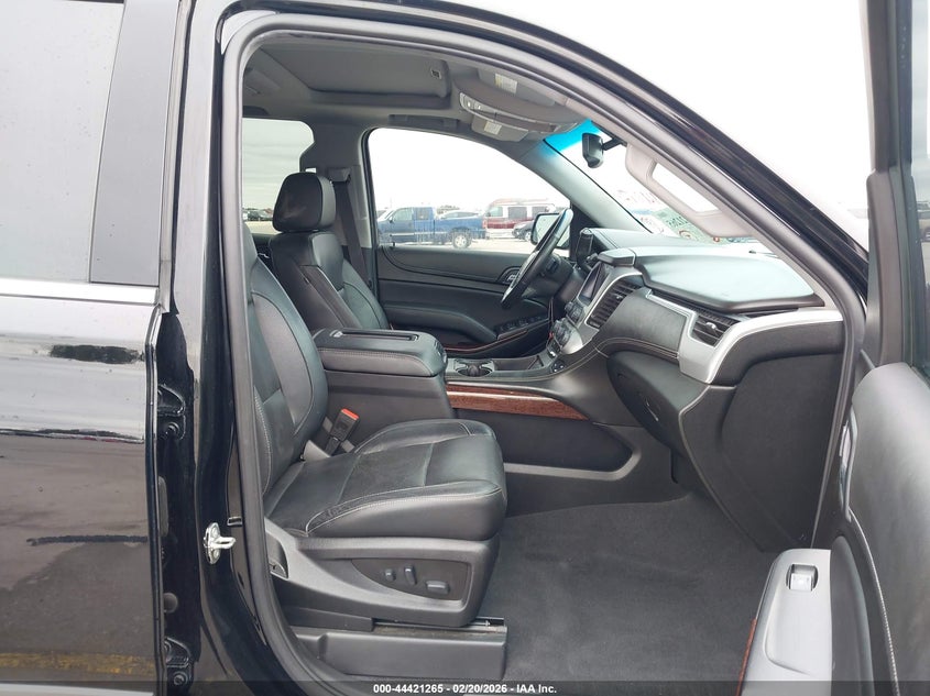 2020 GMC YUKON XL auction photo 5
