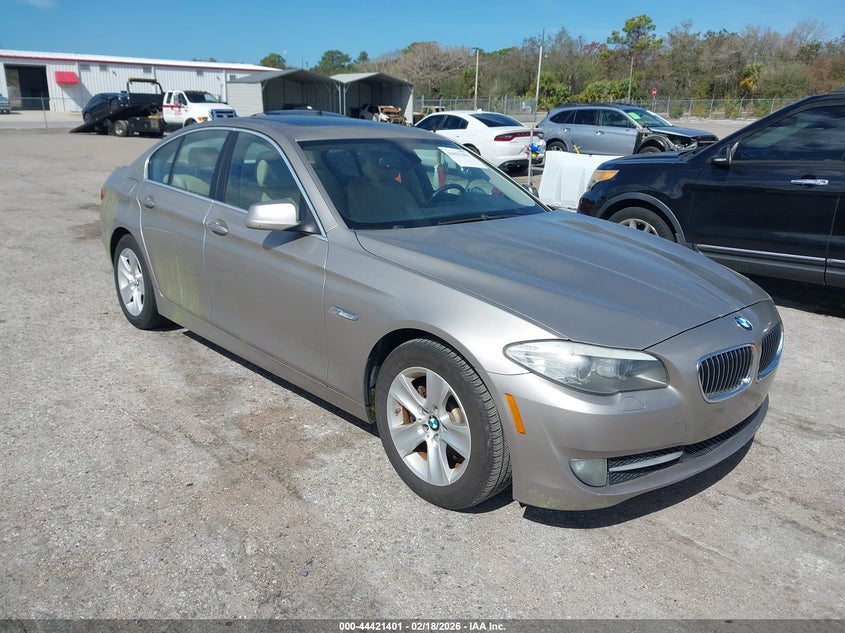 2011 BMW 528I