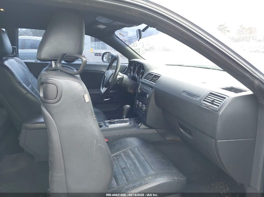 2013 Dodge Challenger Sxt