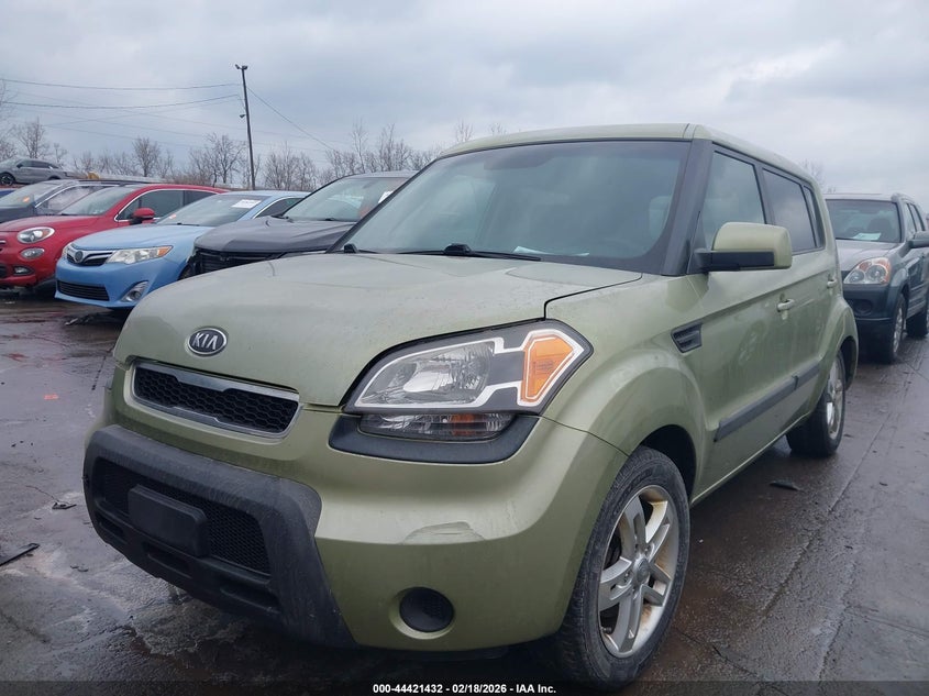 2011 Kia Soul +