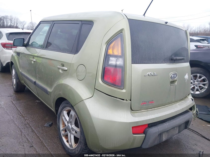 2011 Kia Soul +