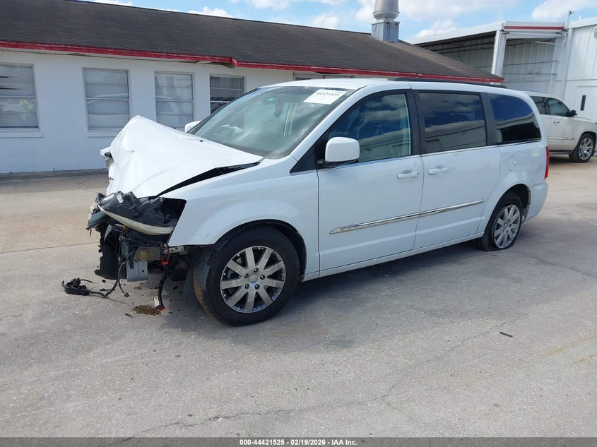 2015 Chrysler Town & Country Touring