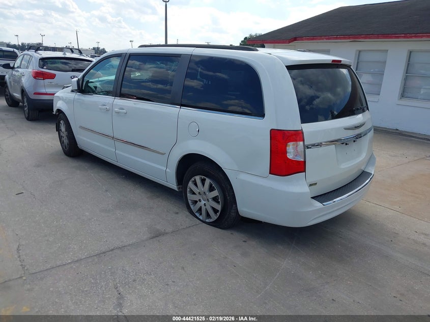 2015 Chrysler Town & Country Touring