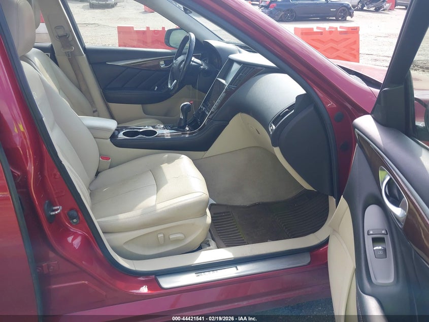 2014 Infiniti Q50 Premium