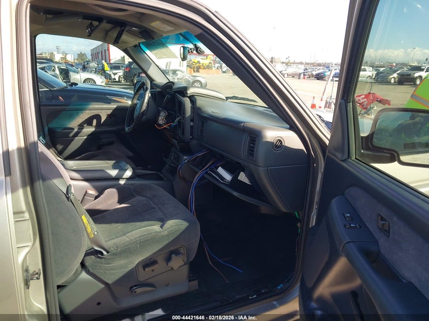 2002 Chevrolet Silverado 1500Hd Ls