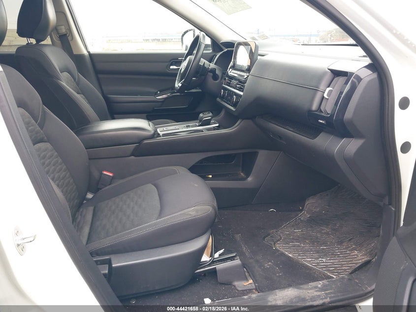 2022 Nissan Pathfinder Sv 2Wd