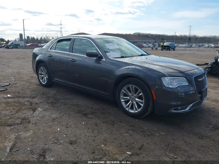 2017 Chrysler 300 Limited