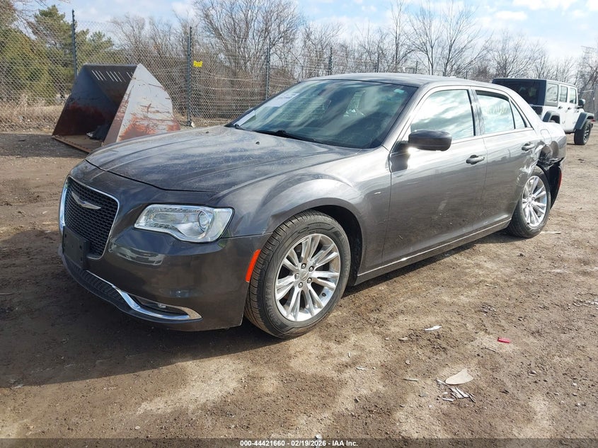 2017 Chrysler 300 Limited