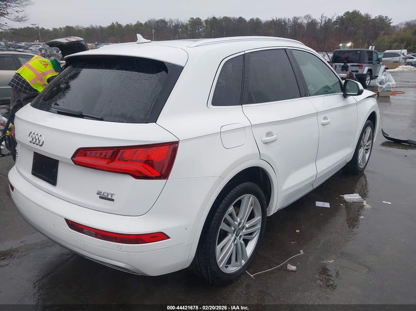 2018 Audi Q5 2.0T Premium/2.0T Tech Premium