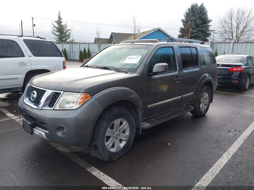 2008 Nissan Pathfinder Le