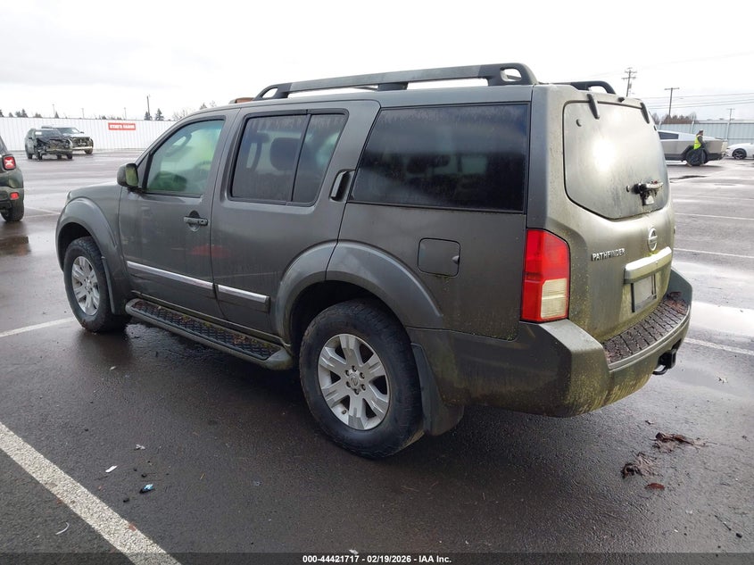 2008 Nissan Pathfinder Le