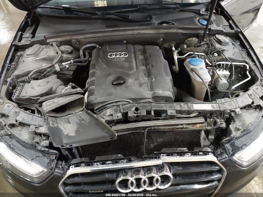 2016 Audi A4 2.0T Premium VIN: WAUFFAFL2GN015805 Lot: 44421796