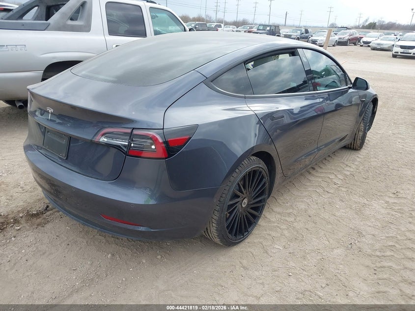 2022 Tesla Model 3 Long Range Dual Motor All-Wheel Drive