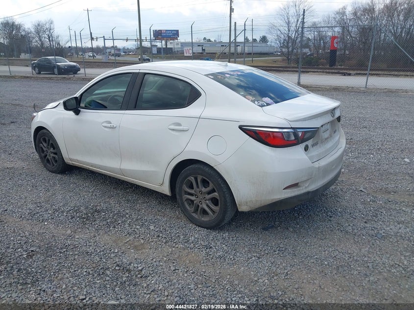 2019 Toyota Yaris Xle