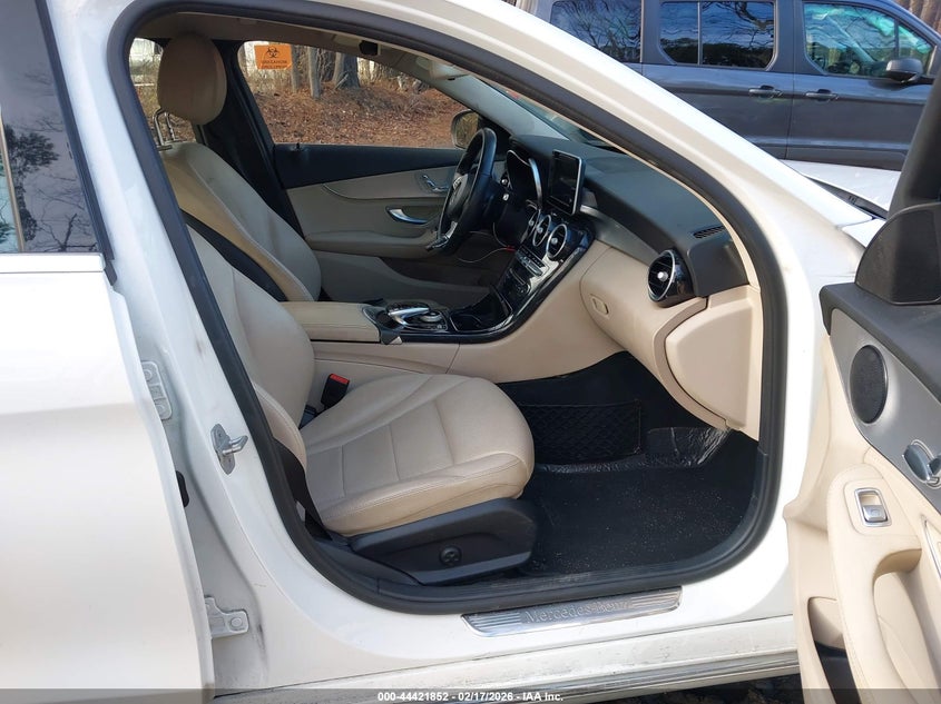 2016 Mercedes-Benz C 300 4Matic