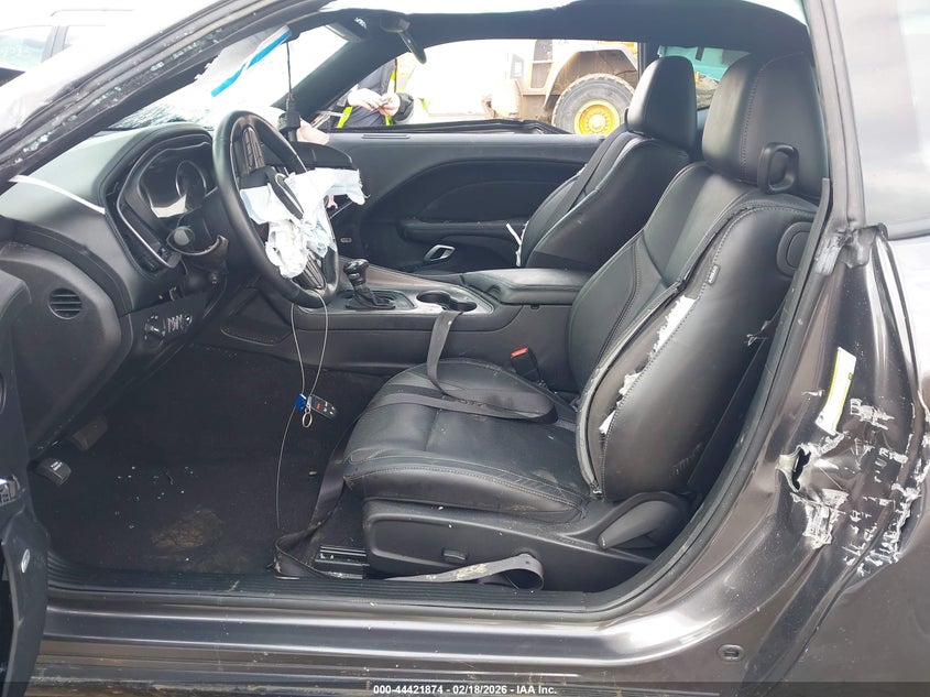 2023 Dodge Challenger Sxt