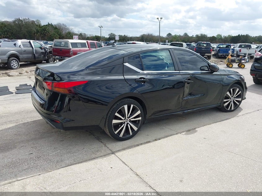 2022 Nissan Altima Sr Fwd