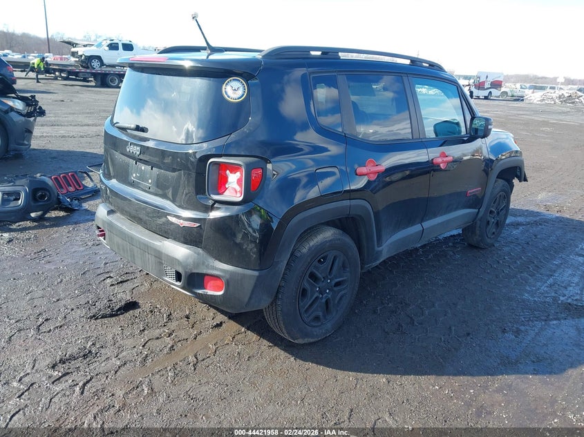 2016 Jeep Renegade Trailhawk