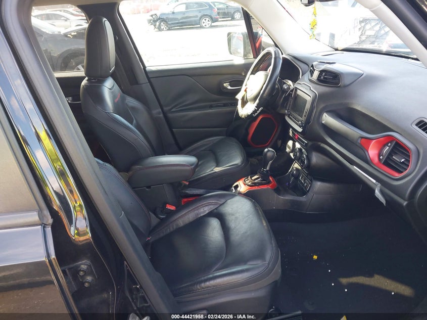 2016 Jeep Renegade Trailhawk