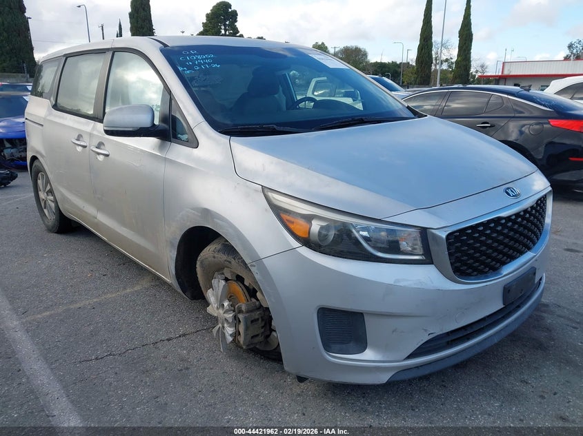 2015 Kia Sedona L