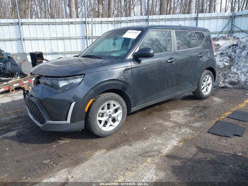 2023 Kia Soul Lx