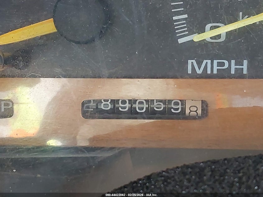 1999 Chevrolet Suburban 1500 Lt VIN: 3GNEC16R1XG249316 Lot: 44422062