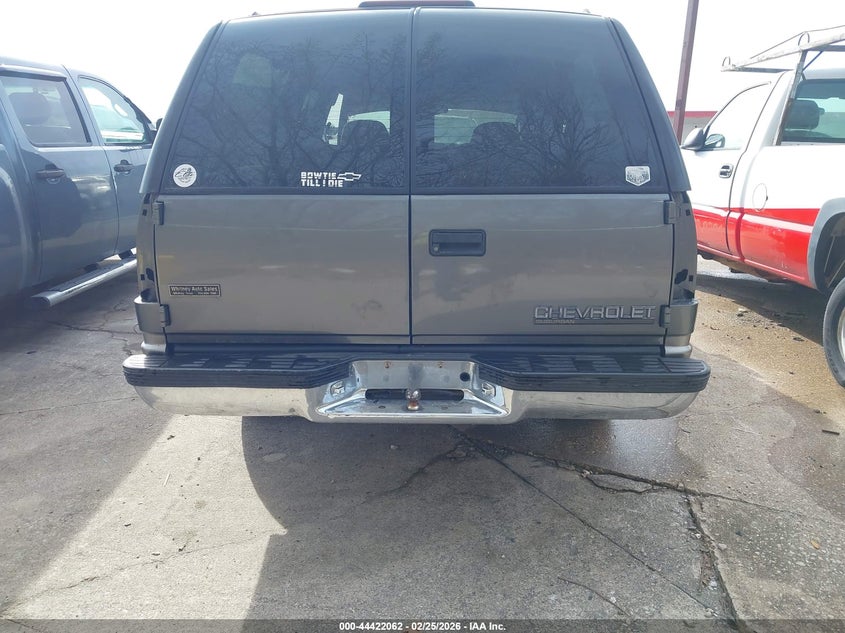 1999 Chevrolet Suburban 1500 Lt VIN: 3GNEC16R1XG249316 Lot: 44422062