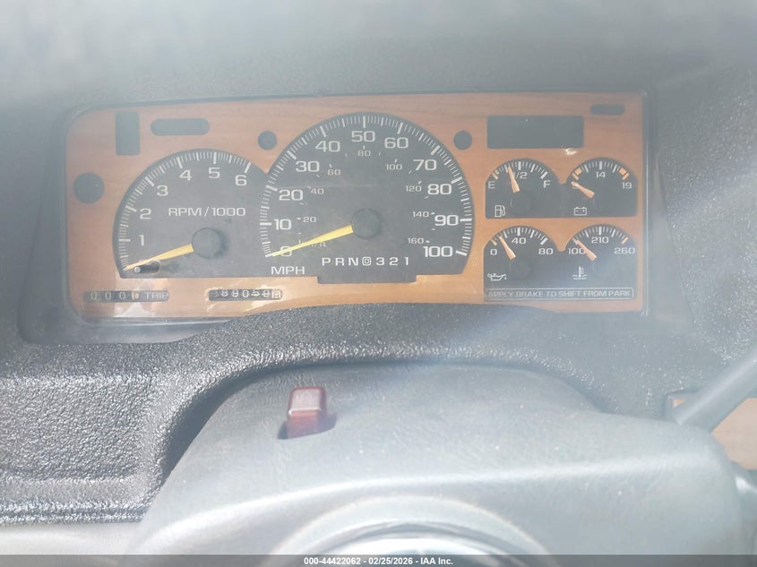 1999 Chevrolet Suburban 1500 Lt VIN: 3GNEC16R1XG249316 Lot: 44422062