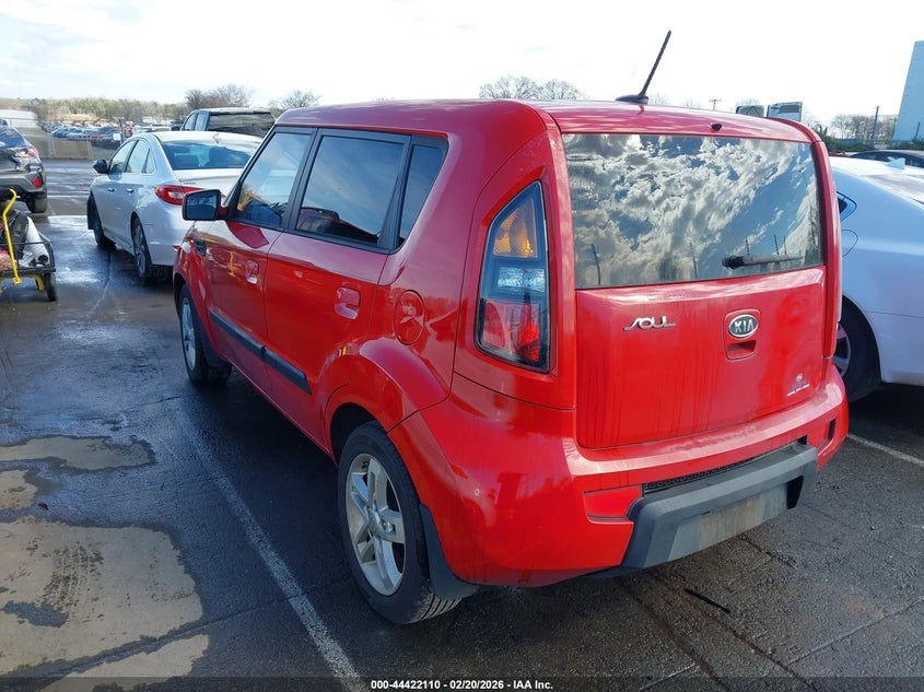 2010 Kia Soul +