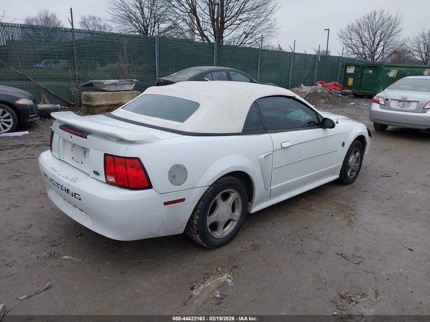 2004 Ford Mustang