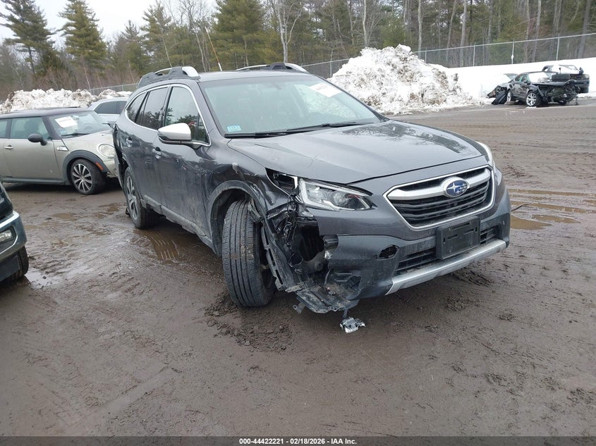 2020 Subaru Outback Touring Xt