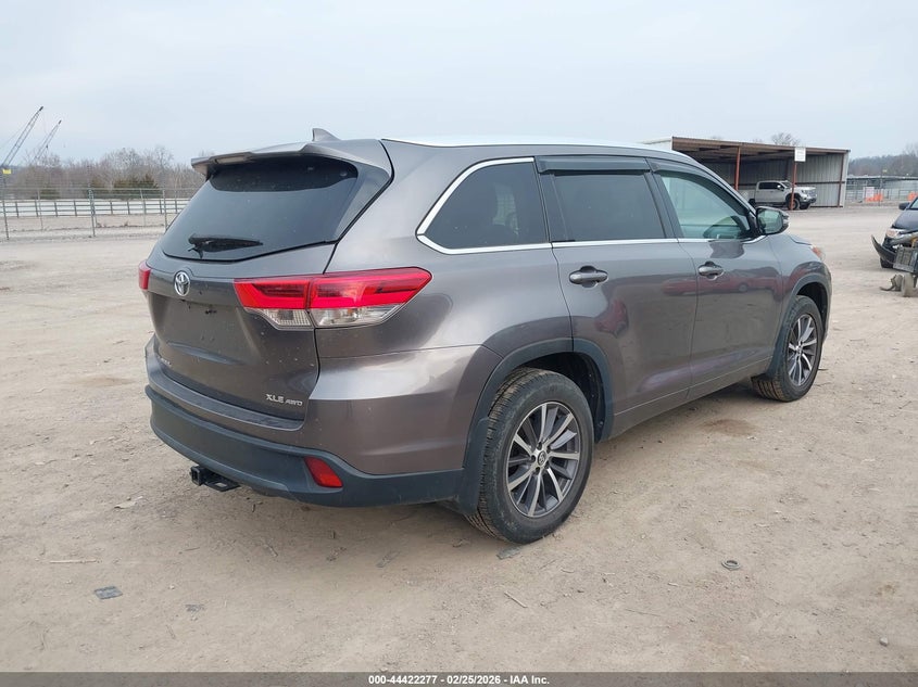 2017 Toyota Highlander Xle