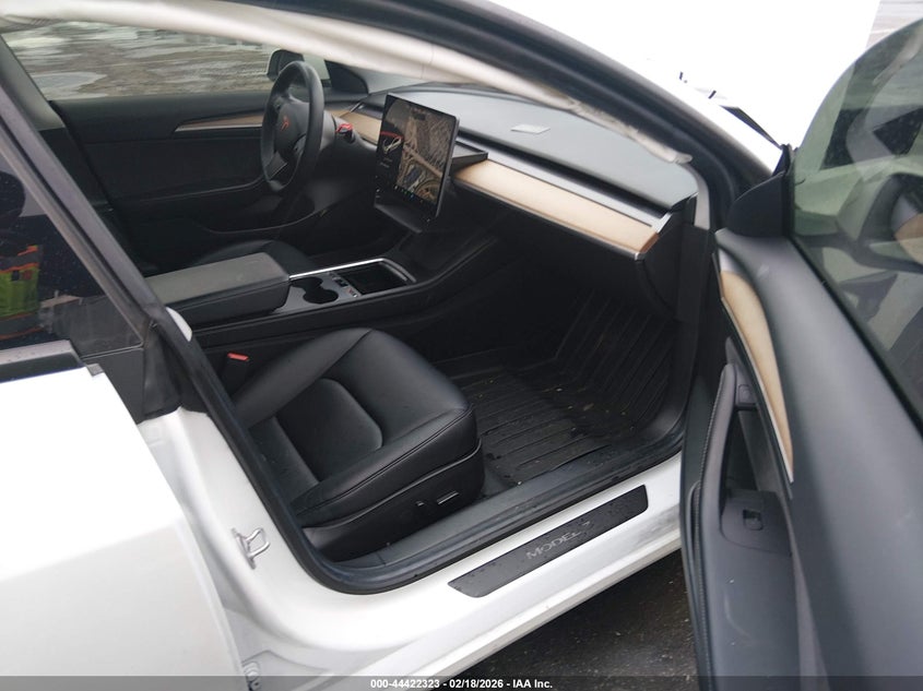 2021 Tesla Model 3 Standard Range Plus Rear-Wheel Drive