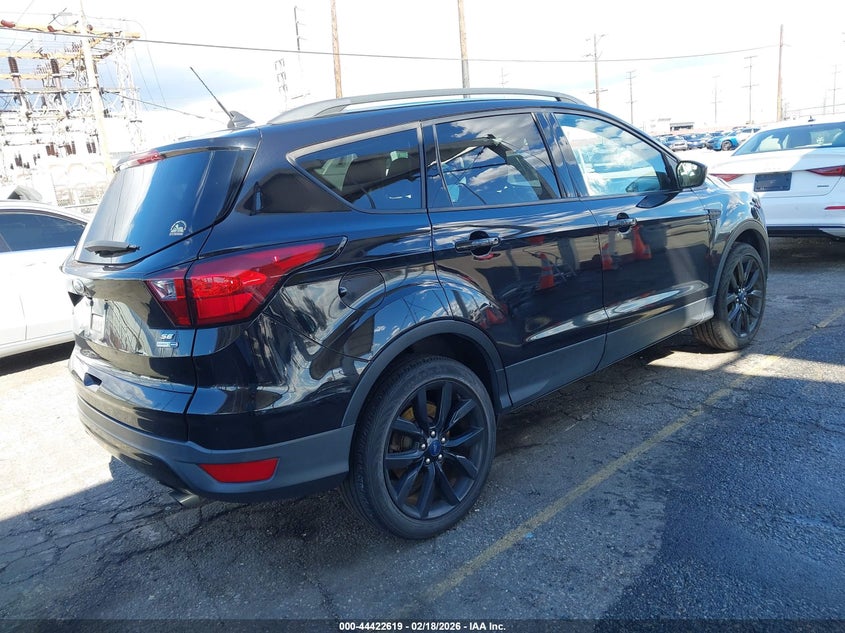 2019 Ford Escape Se