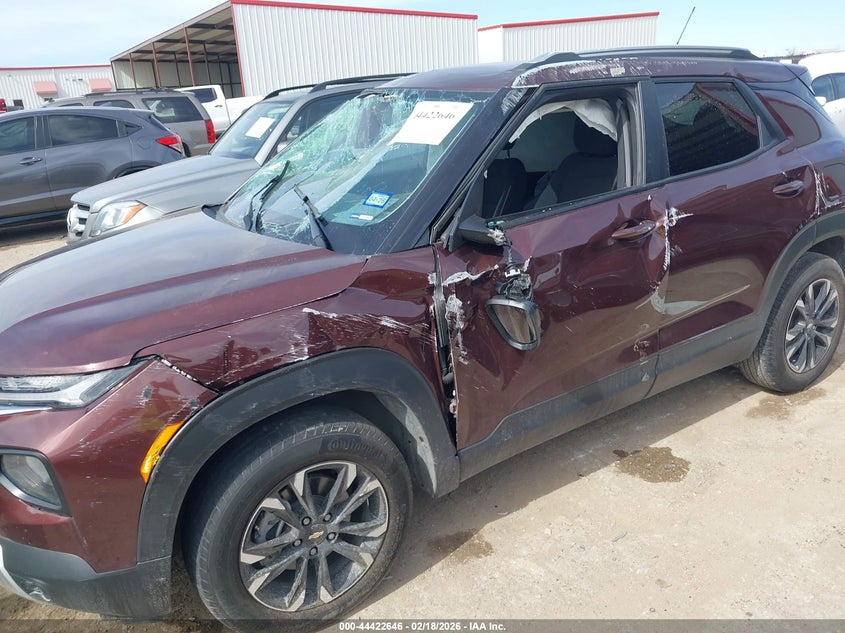 VIN KL79MPSL6PB142084 2023 CHEVROLET TRAILBLAZER FWD LT
