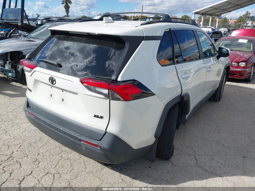 2022 Toyota Rav4 Xle Premium